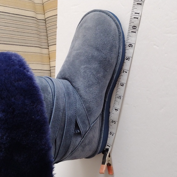 Lamo blue suede faux fur tall booties 10 - Picture 11 of 11
